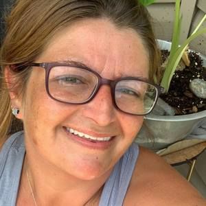 Meet your Posher, Tiffany hopkins